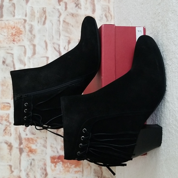 New Vaneli Jeroen Suede Fringe Booties - Picture 12 of 14